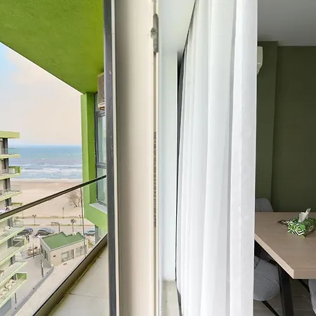 Olive In N Pool Resort-parking