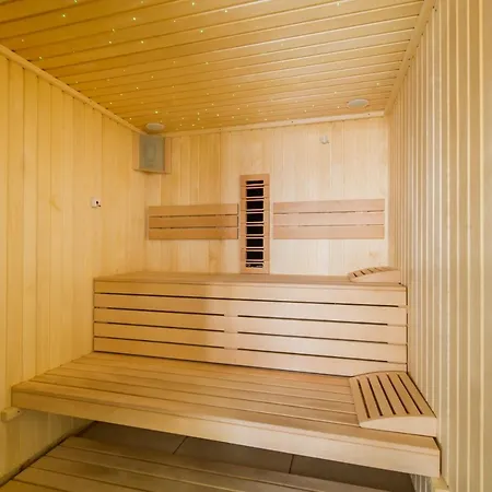 Olive In N Pool Resort-parking *