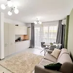 Apartment Olive In N Pool Resort-parking Mamaia