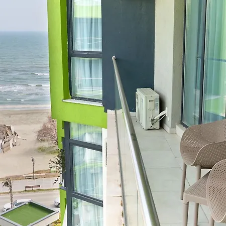 Olive In N Pool Resort-parking Mamaia